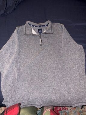 Gap 1/4 zip sweater